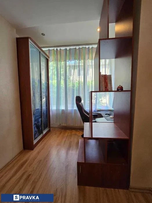 продам 4-к кв / 160 м² / ГАЗ / ремонт и мебель