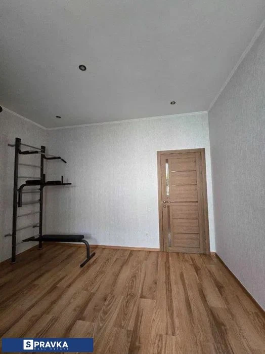 продам 4-к кв / 160 м² / ГАЗ / ремонт и мебель
