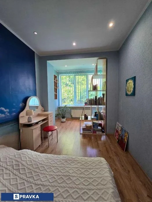 продам 4-к кв / 160 м² / ГАЗ / ремонт и мебель