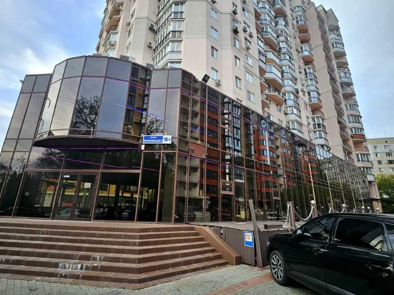 Квартира. Одеса, Олексія Вадатурського вул. (Маршала Малинов