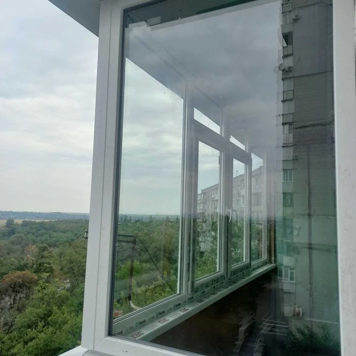 Продам 2х комнатную с большой кухней Хортицкий рн