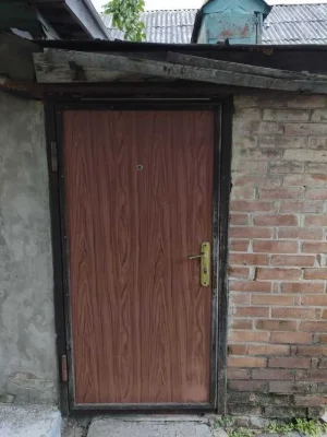 Продаж будинку у Ліску, в житловому стані