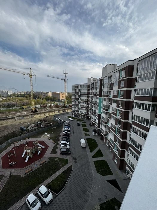 Продается 2х квартира в современном комплексе "Парковый квар