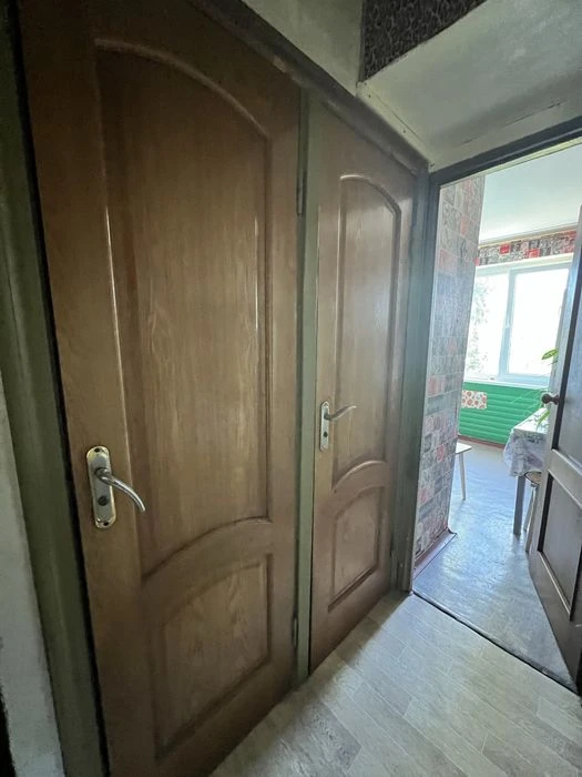 Продаж квартири з гарним плануванням в р-ні пр. Левка Лукʼян