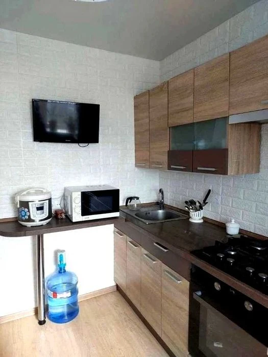 Продам 2х квартиру Новые дома ,Коммунальный рынок, пр Байрон