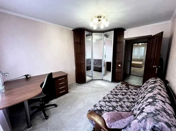 Продам 2х квартиру Новые дома ,Коммунальный рынок, пр Байрон
