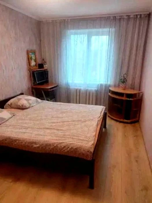 Продам 2х комн квартиру,Новые дома, метро Армейская 1 выс/5
