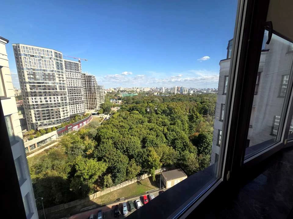 Квартира. Київ, Молдовська вул. (Молдавська)