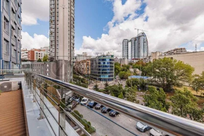 Продаж / 2-кімн. квартира / ЖК "Central Park" / вул. Джона М