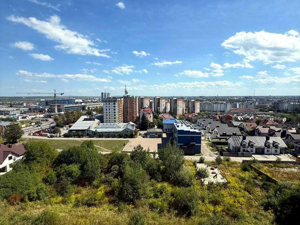 Квартира. Ивано-Франковск, Демьянов Лаз ул.