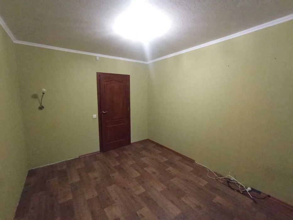 Продам 3-кімнатну квартиру з автономним опаленням на Лівобер