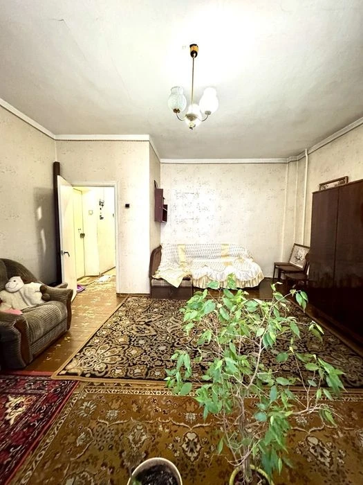 Продаж 2-кімнатної квартири на вул. Середньофонтанській, 57