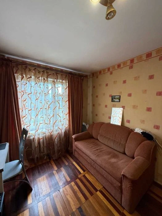Продам 2-комнатную квартиру Малый рынок