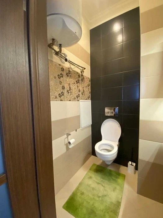 For sale 4-room apartment 130 m2 Dmitrievskaya 80 Center Shevcherkivskyi district