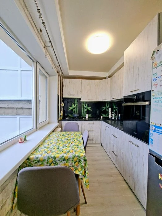 Продаж 2-кімн Харківське шосе 21/3 (Нова Дарниця)