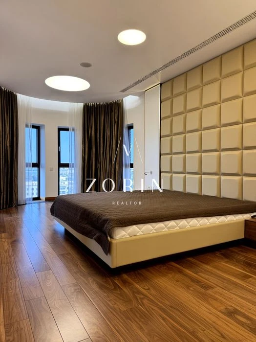 Продажа! 4к. квартира Пентхаус  296 м² ЖК «Садовый»  Центр Д
