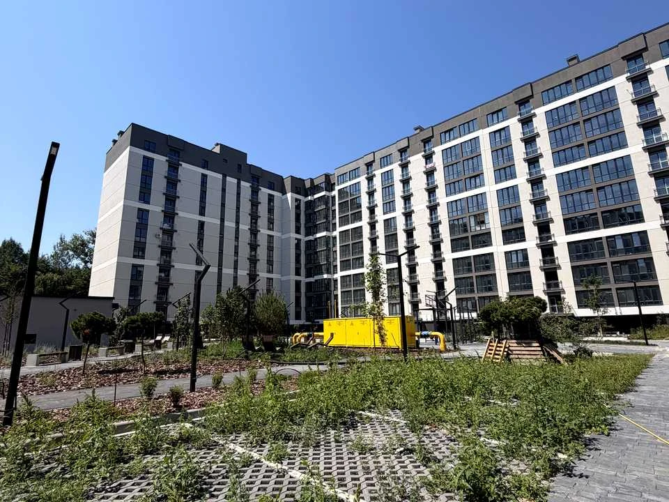 Квартира. Івано-Франківськ, Виноградна вул., (Будинок 16)