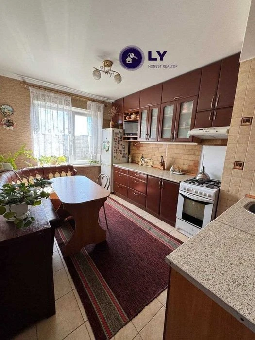 Продам 3к квартиру в Соборном районе