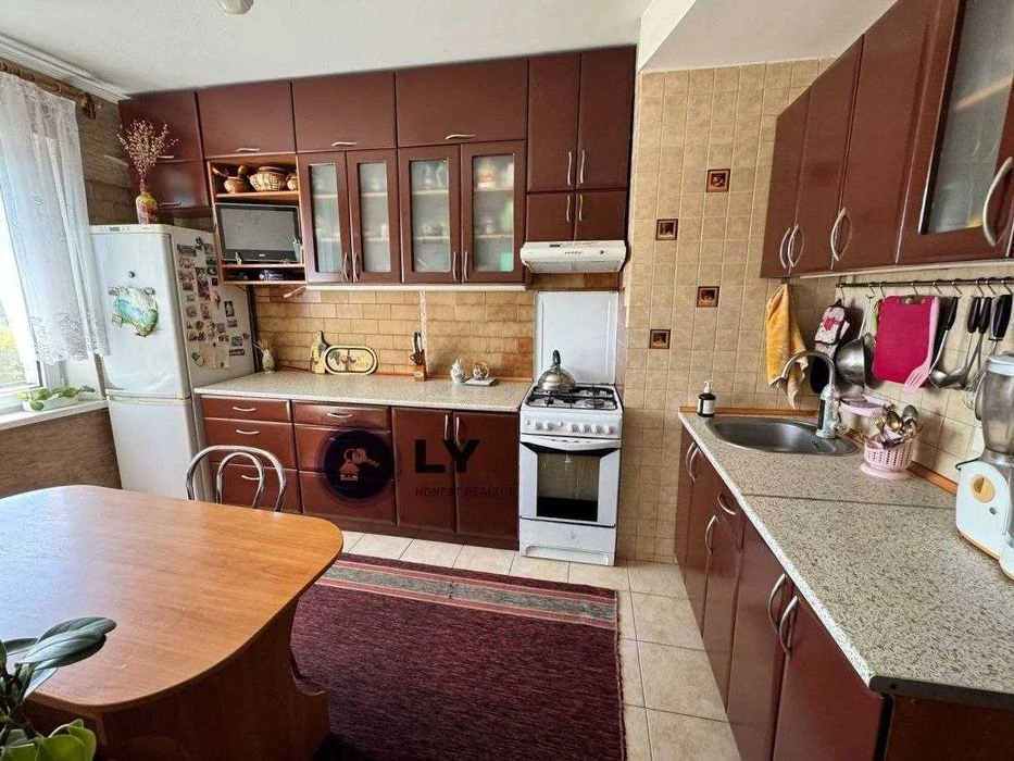 Продам 3к квартиру в Соборном районе