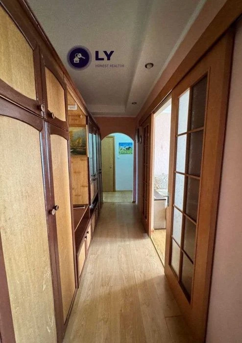 Продам 3к квартиру в Соборном районе