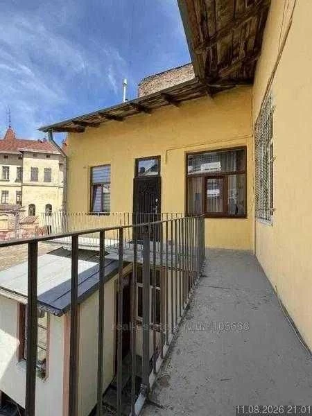 Продам 1 кім квартиру , хороший житловий стан вул. Героїв УП