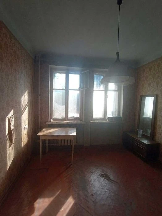 Продаж 2к квартири 52.2 кв. м на просп. Мануйлівський