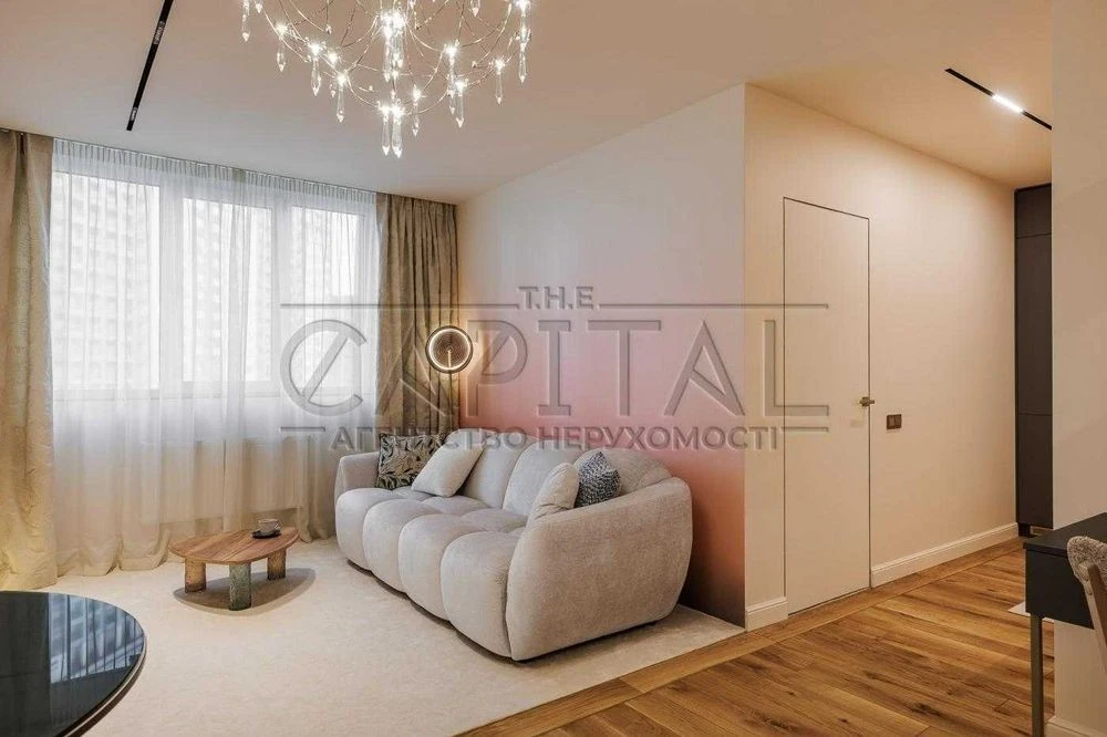 Sale of 1-room apartment 49 sq. m. on Mykhaylo Maksymovycha st. 32B