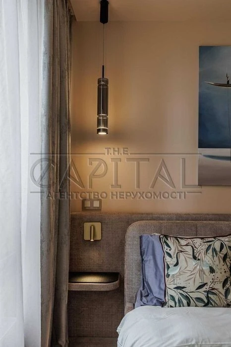 Sale of 1-room apartment 49 sq. m. on Mykhaylo Maksymovycha st. 32B