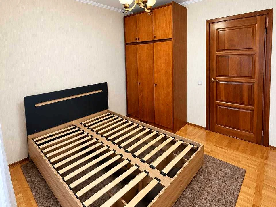 Квартира. Київ, Кастуся Калиновського вул. (Астраханська)
