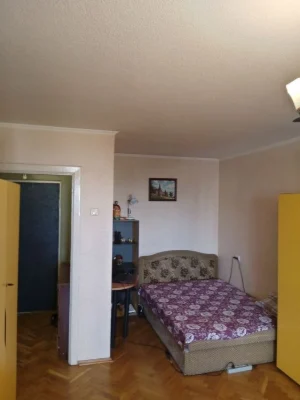 Продам 1 кім кв,Флоренции,9,м.Лівобережна