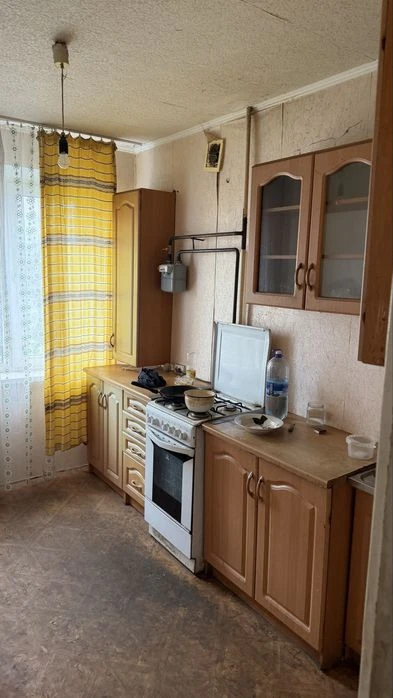 Продам трехкомнатную квартиру на Победе