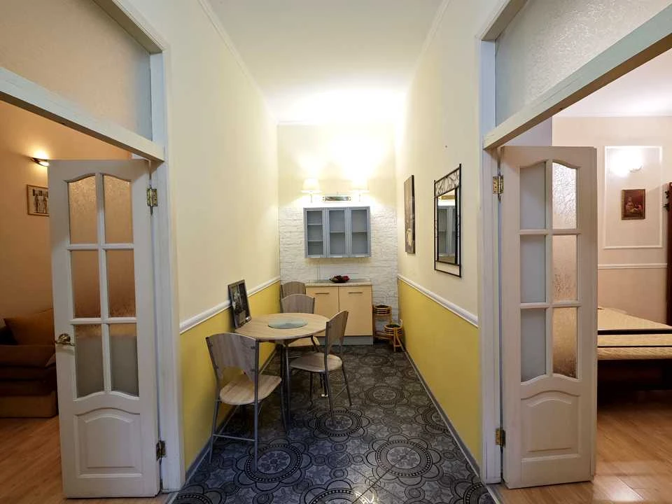Квартира. Одеса, Єврейська вул. (Бебеля)