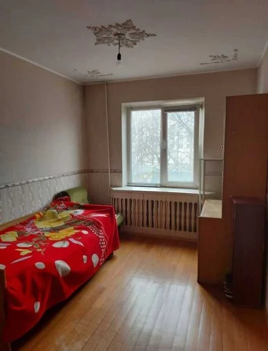 Продам двухкомнатную квартиру на Крымском бульваре/Заболотно