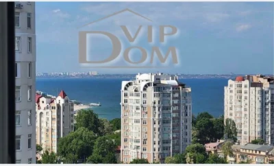 Квартира на море, Французский бульвар