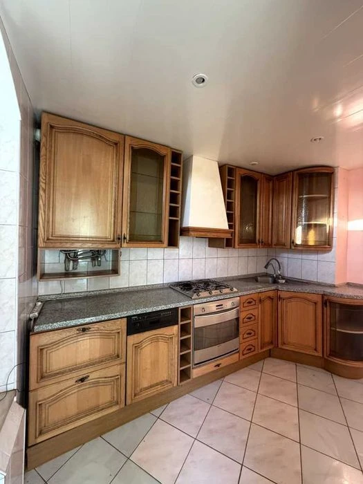 Розкішна 3к-квартира, 117м2, з неймовірним розташуванням, бі
