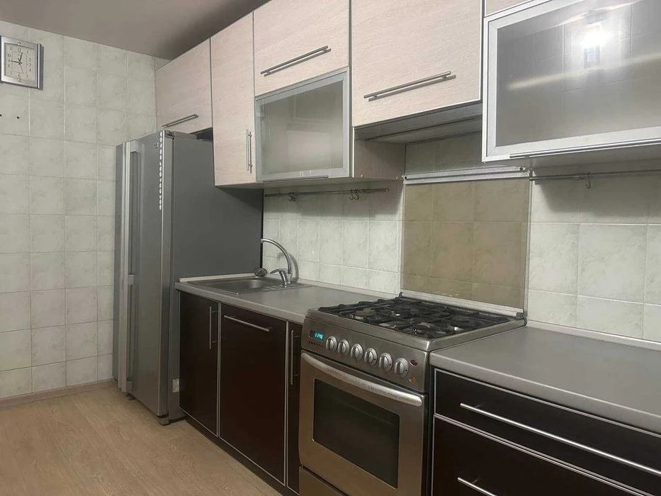Продаж 3 кімнатної квартири на Полтавській