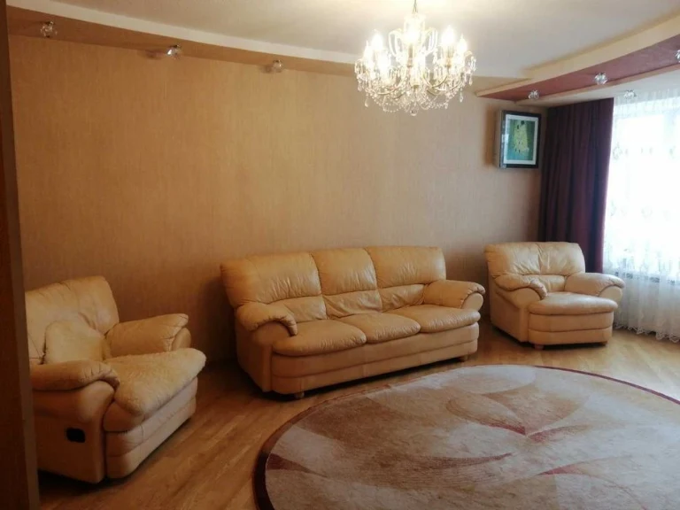 (7) Продажа 3 к. квартиры на Зодчих (4532)