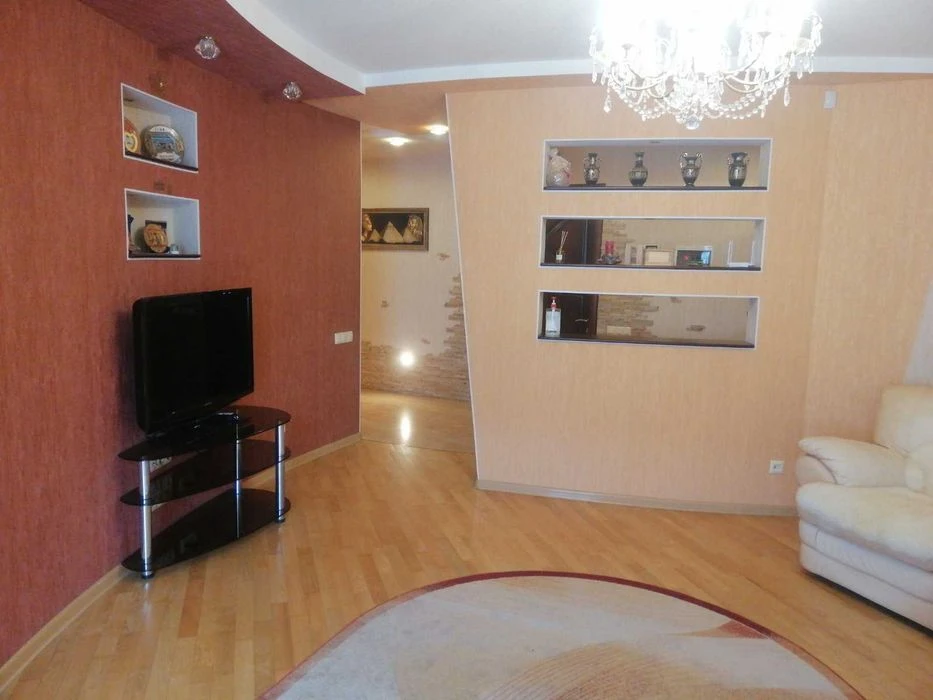 (7) Продажа 3 к. квартиры на Зодчих (4532)