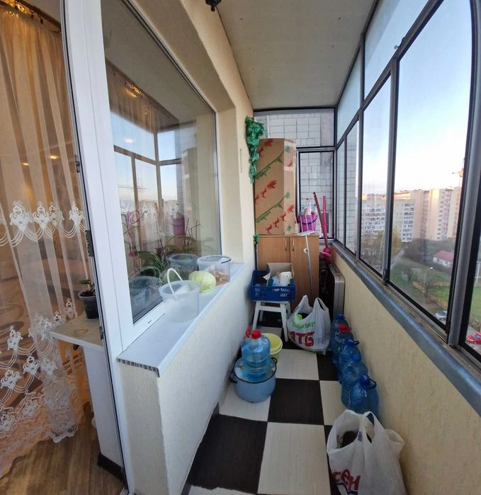 Продаж 4кімн квартири вул. Шевченка Рясне-1 Шевченківський р