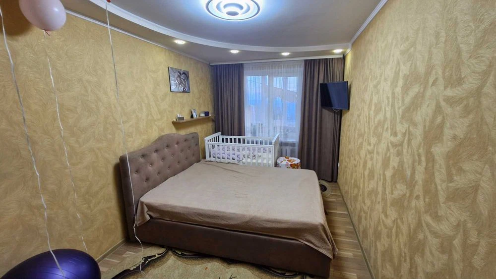 Продаж 4кімн квартири вул. Шевченка Рясне-1 Шевченківський р