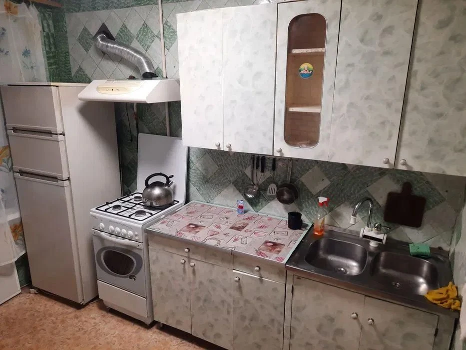 Продам 3-комн квартиру в районе Захарченко Генерала ул.