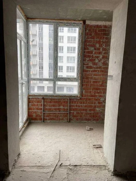 Продам 2-комн квартиру в районе Содружества ул.