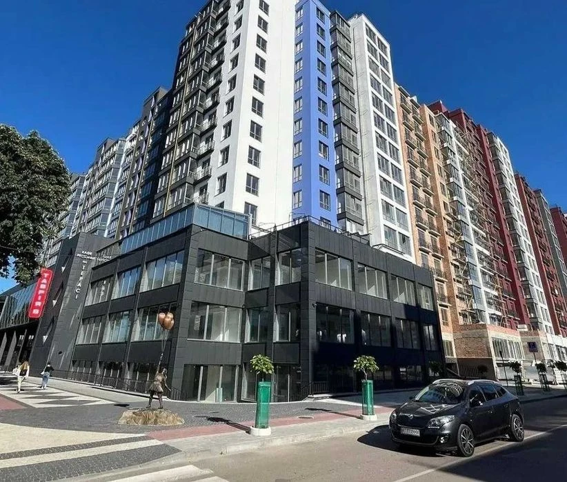 1-room apartment for sale in the Center on the 4th floor.