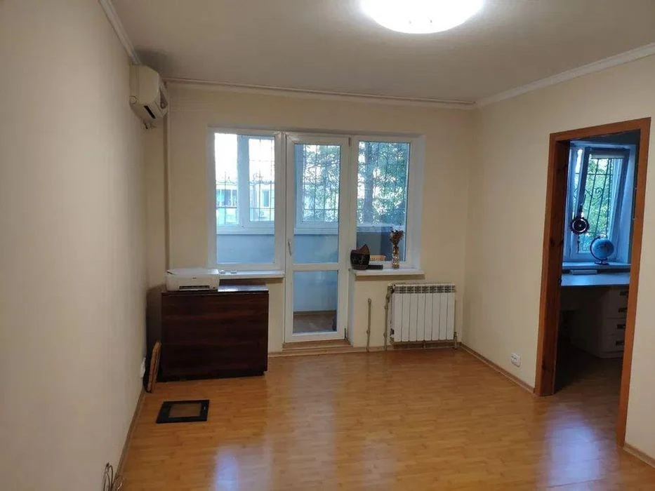 Продам 3-комн квартиру в районе Косиора ул.