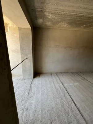 1-room apartment for sale in the Center on the 4th floor.