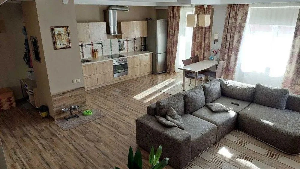 Продам 3-комн квартиру в районе Мира просп.