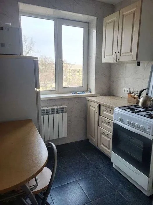 Продам 2-комн квартиру в районе Осенняя ул.