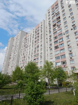Продаж Квартира Харківський Масив