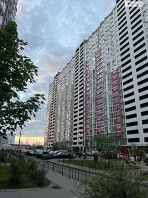 Продаж Квартира Позняки