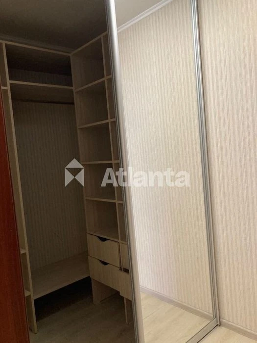 1-room apartment. Obolonsky. Priorka